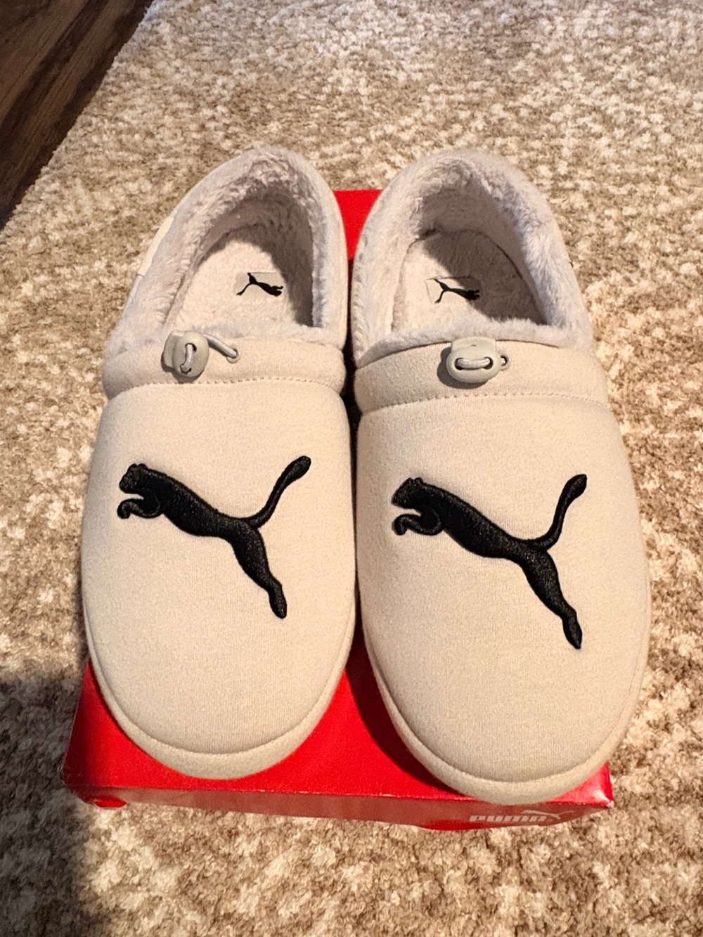Puma Cream Slip-On Men’s Slippers with Black Puma Logo